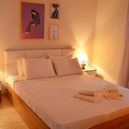 Thea Sea View Detached Villa, ヴィラ