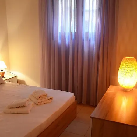 ヴィラ Thea Sea View Detached Villa, ニキティ
