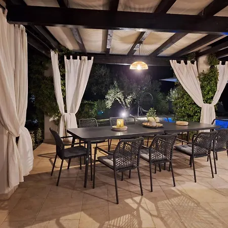 Thea Sea View Detached Villa, ヴィラ ニキティ