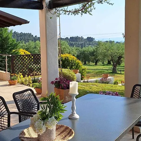 Thea Sea View Detached Villa, ヴィラ *