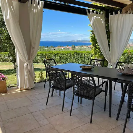 ヴィラ Thea Sea View Detached Villa, ニキティ