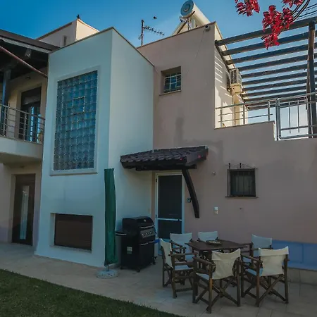 ヴィラ Thea Sea View Detached Villa, ニキティ