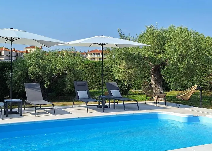 Thea Sea View Private Pool Villa, * ניקיטי