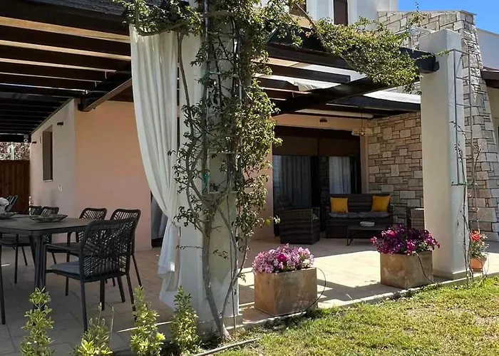 Thea Sea View Private Pool Villa, * ניקיטי