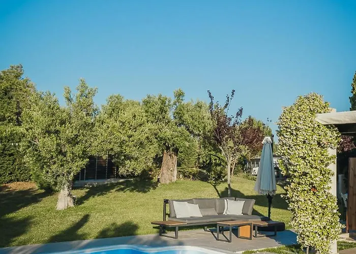 וילה Thea Sea View Private Pool Villa, *
