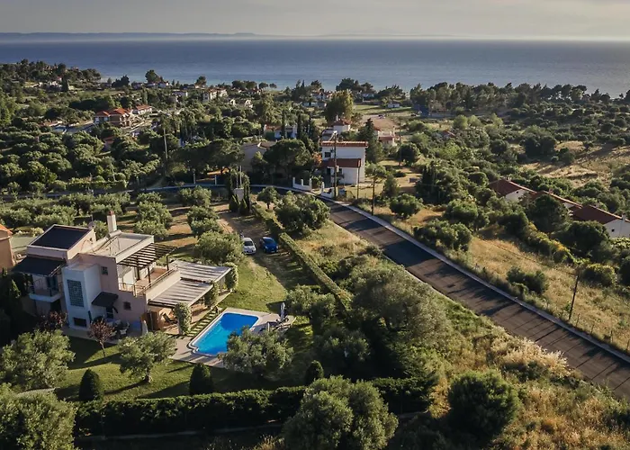 Thea Sea View Private Pool Villa, וילה *
